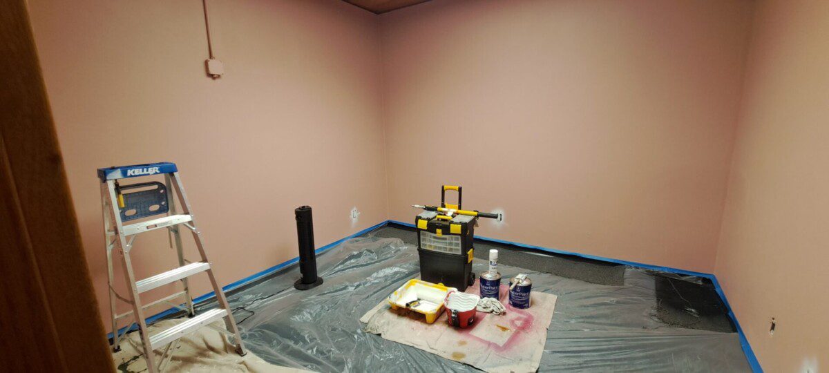 Thanks to Capitano Painting for my pretty new conference room!